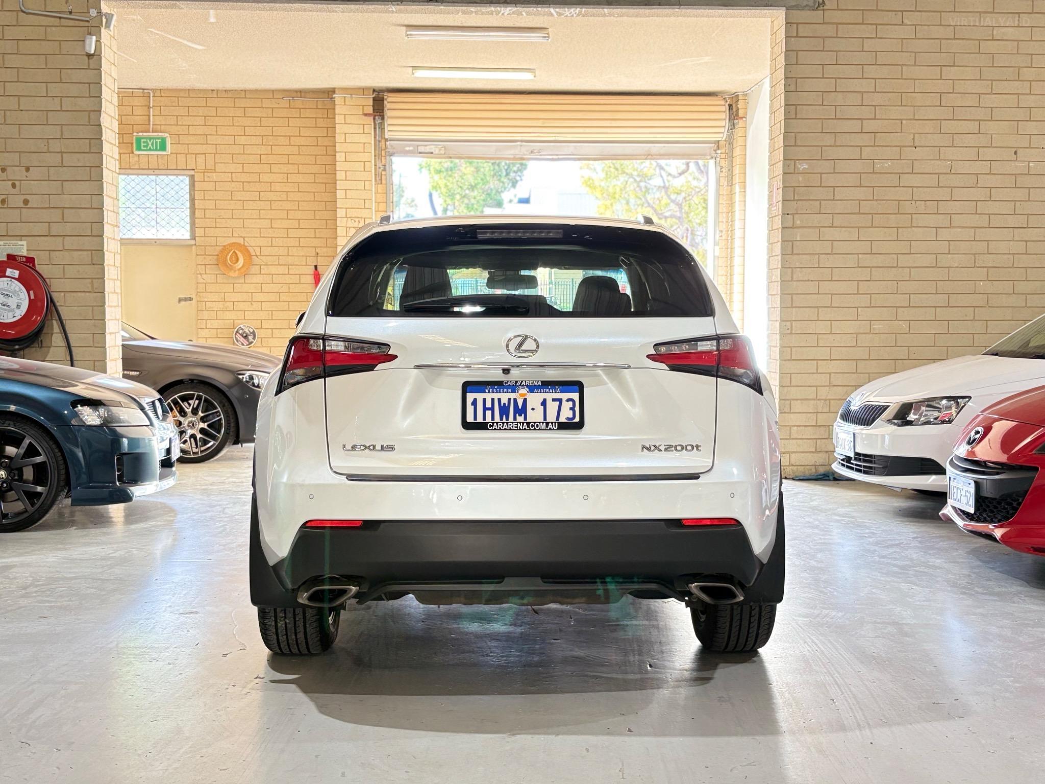 LEXUS NX200t