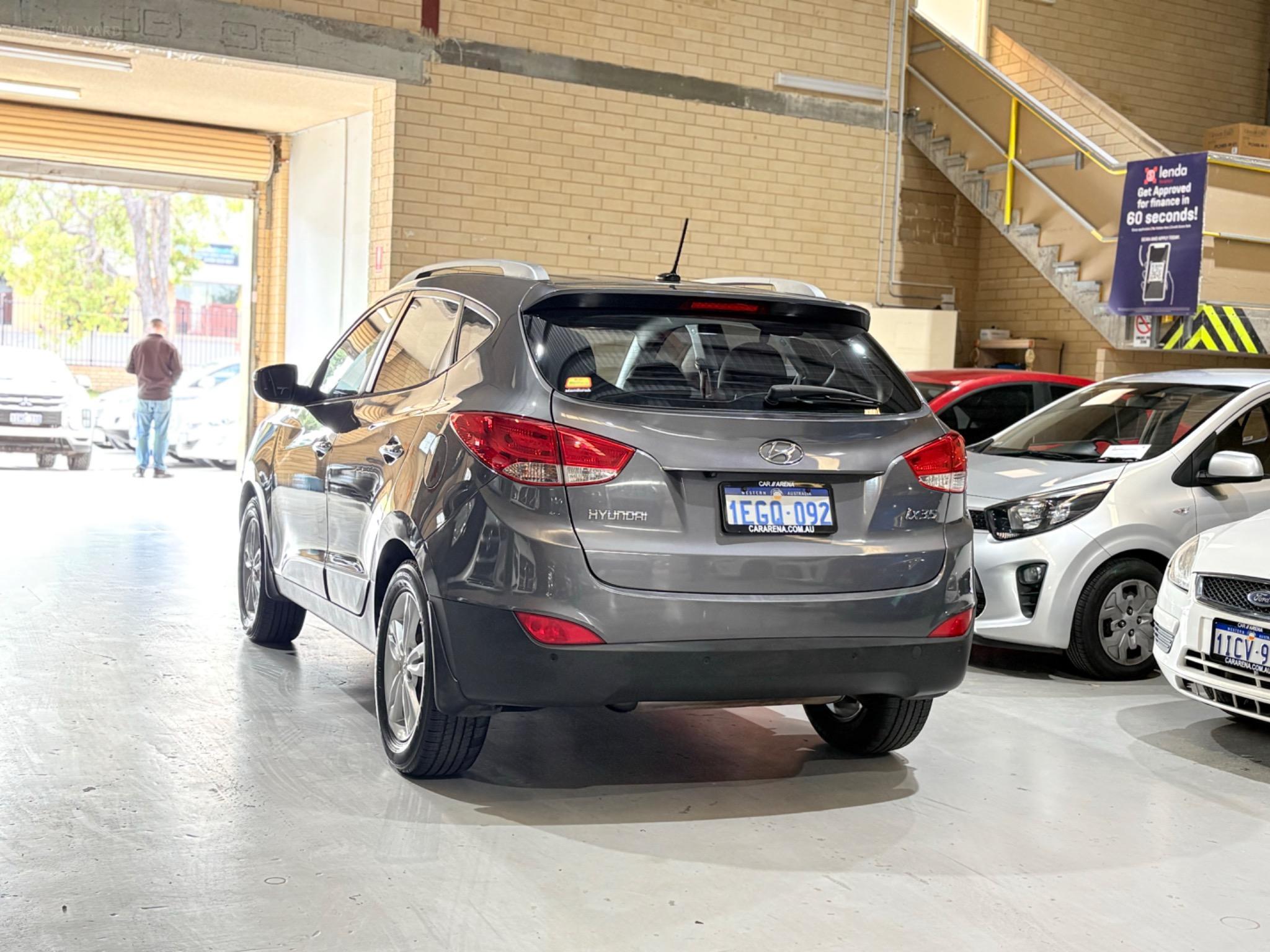 HYUNDAI iX35