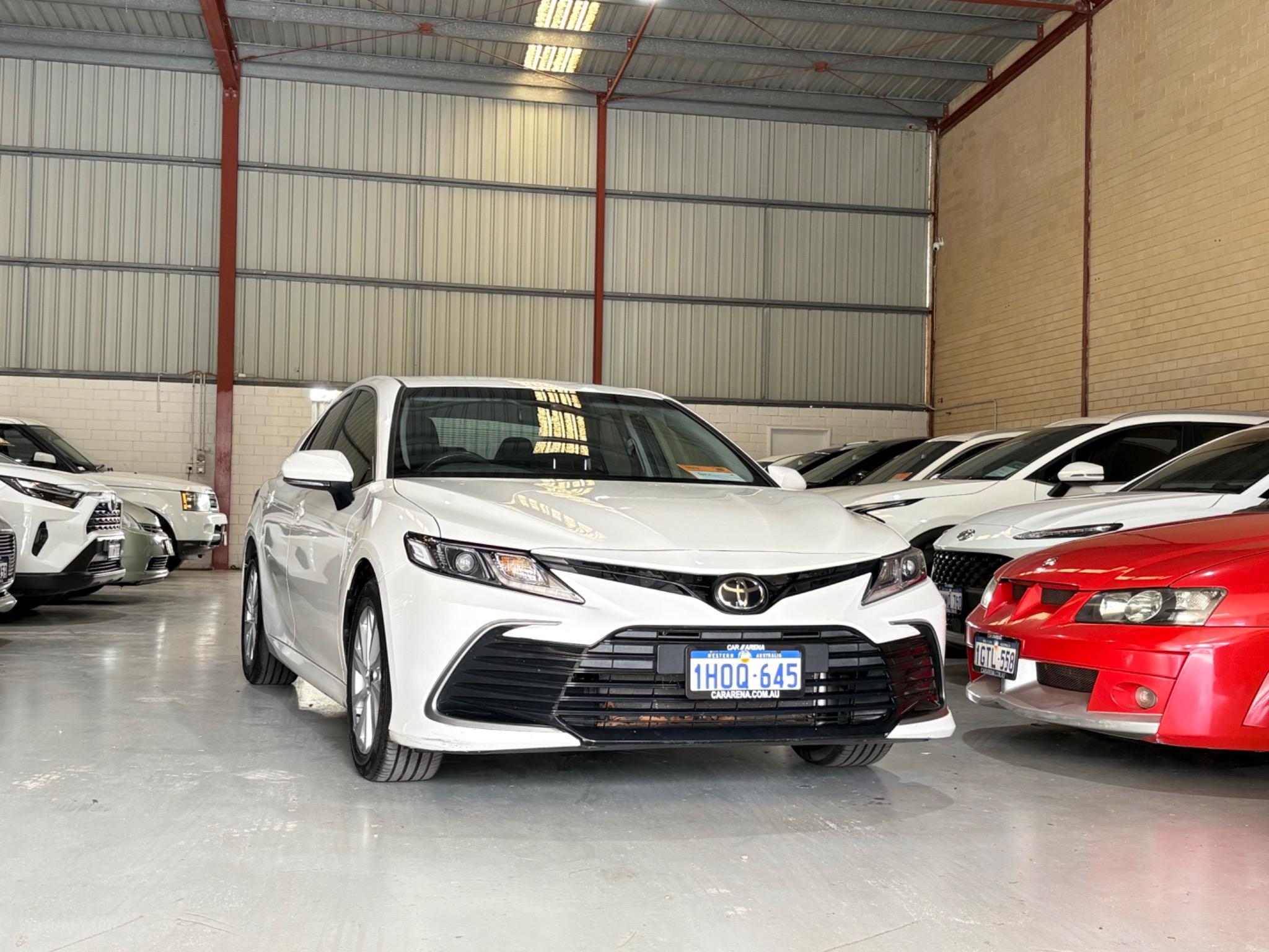 TOYOTA CAMRY