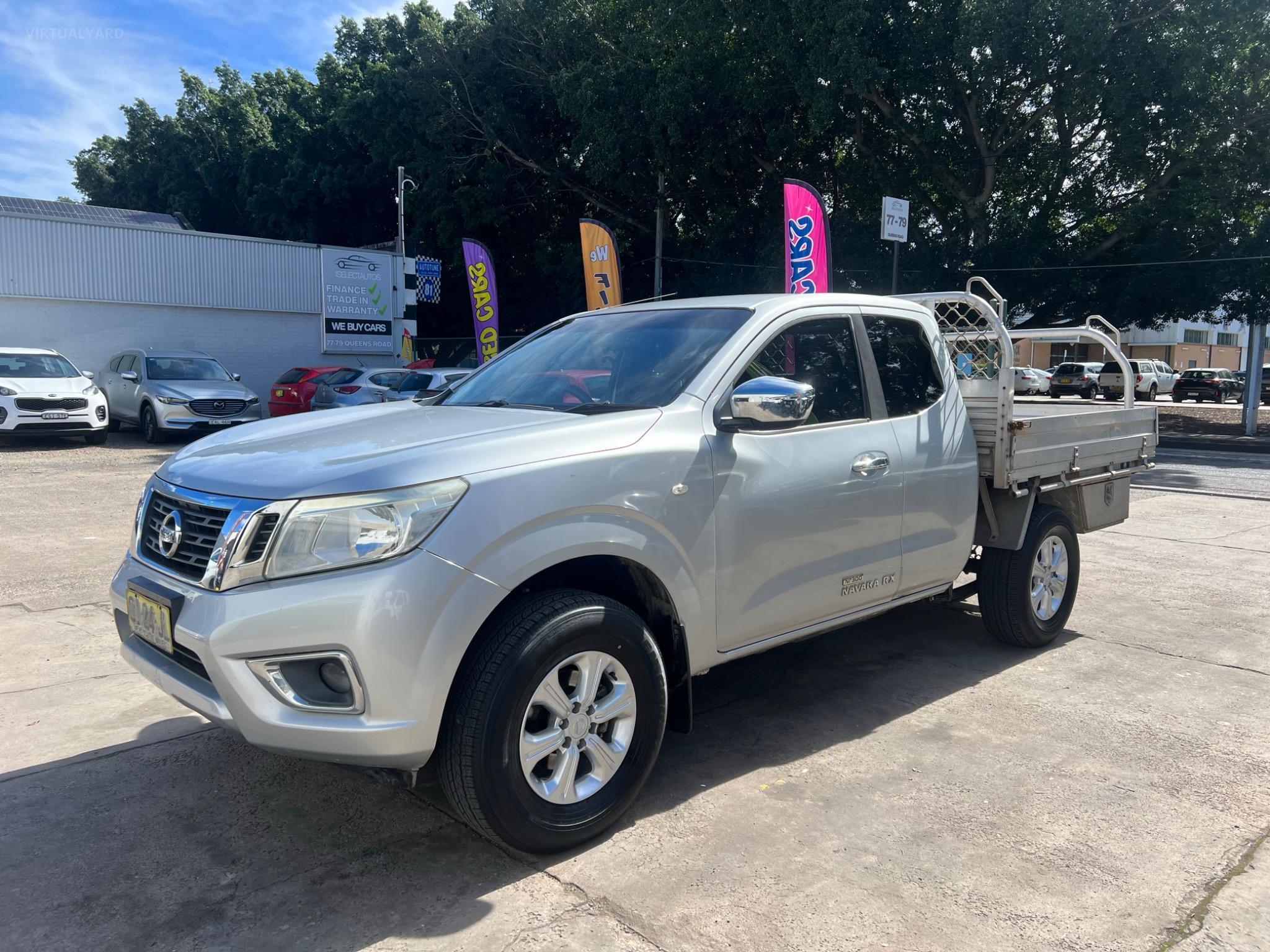 NISSAN NAVARA