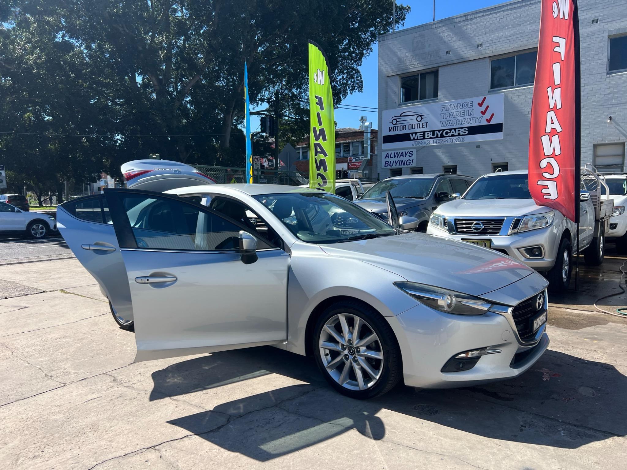 MAZDA MAZDA3