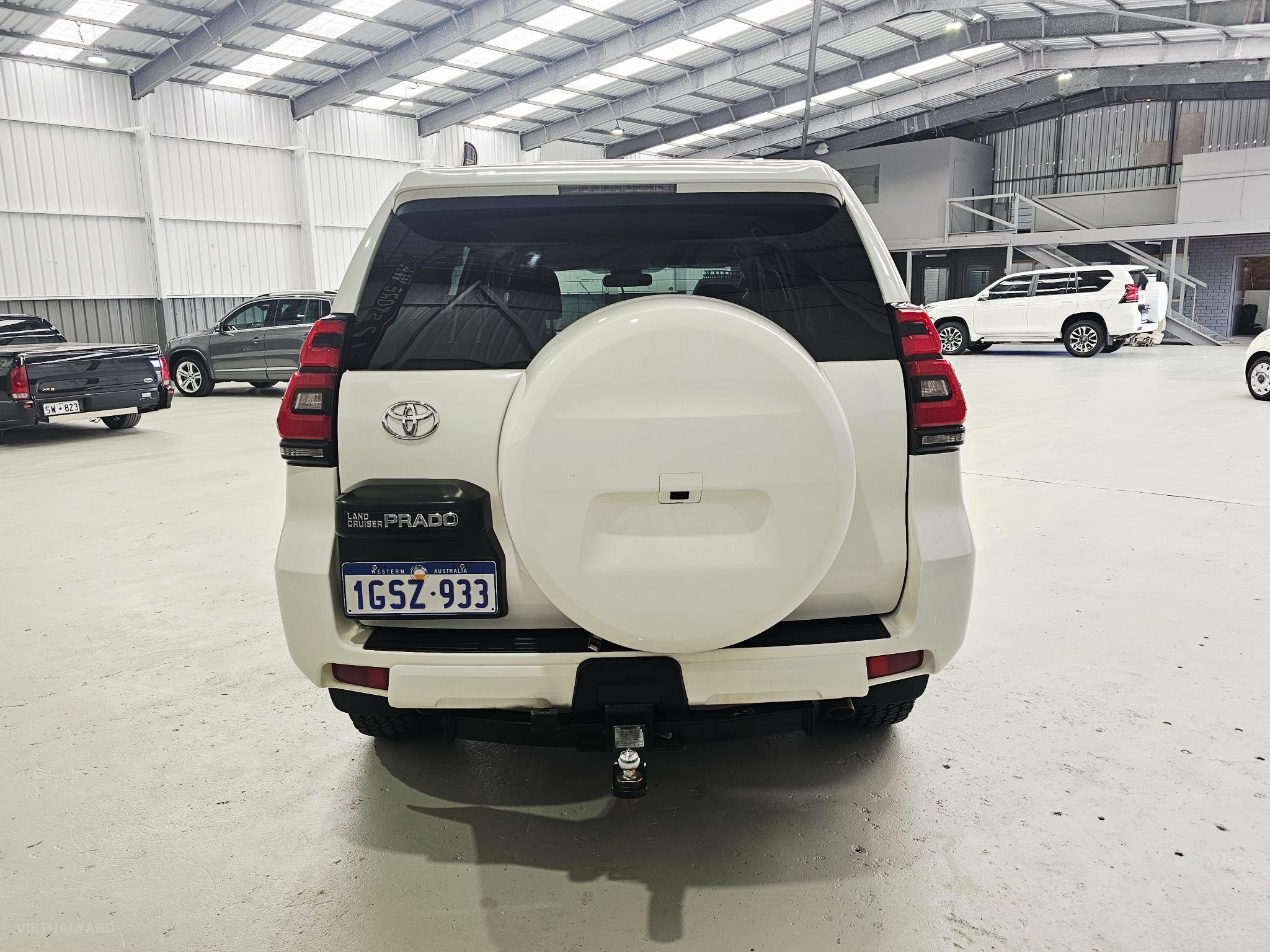 TOYOTA LANDCRUISER PRADO