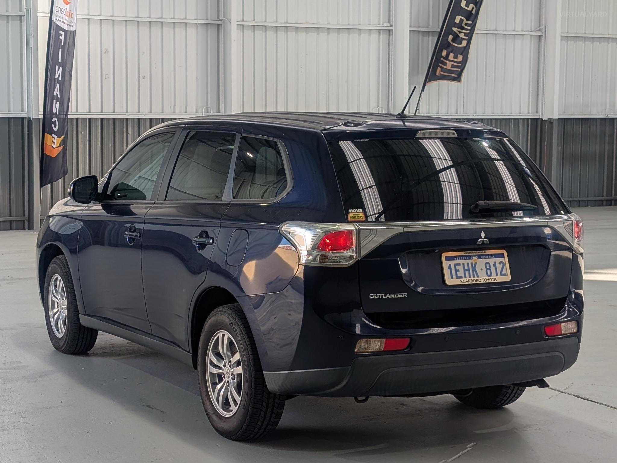 MITSUBISHI OUTLANDER