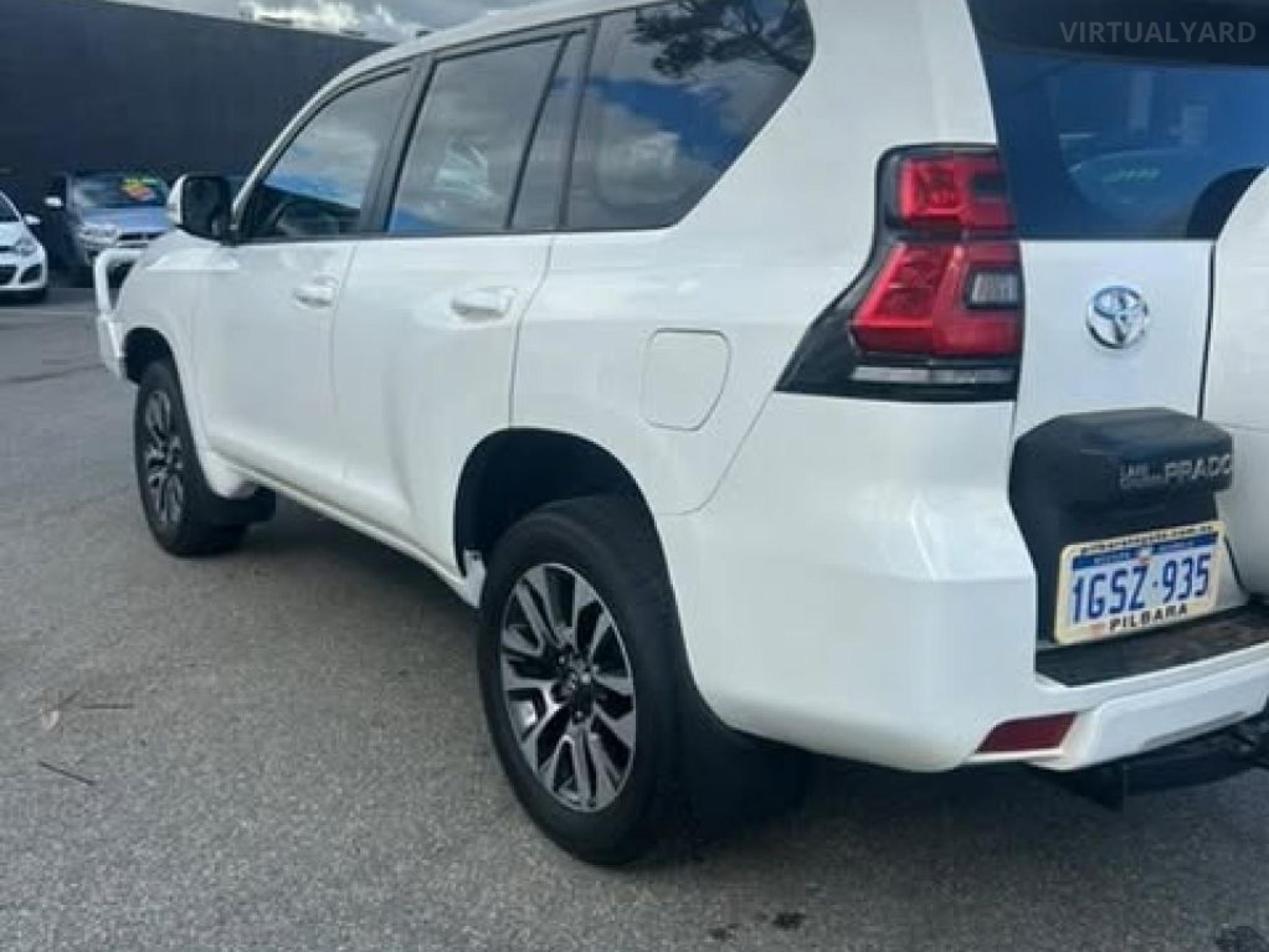 TOYOTA LANDCRUISER PRADO