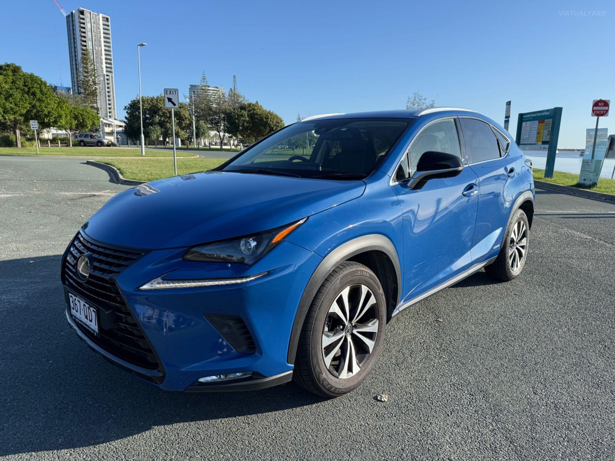 LEXUS NX300h