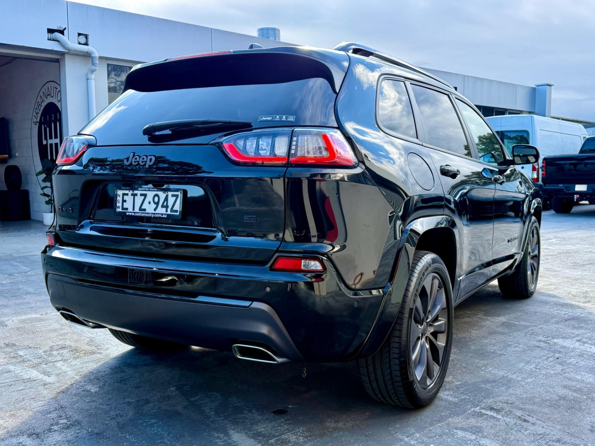 JEEP CHEROKEE