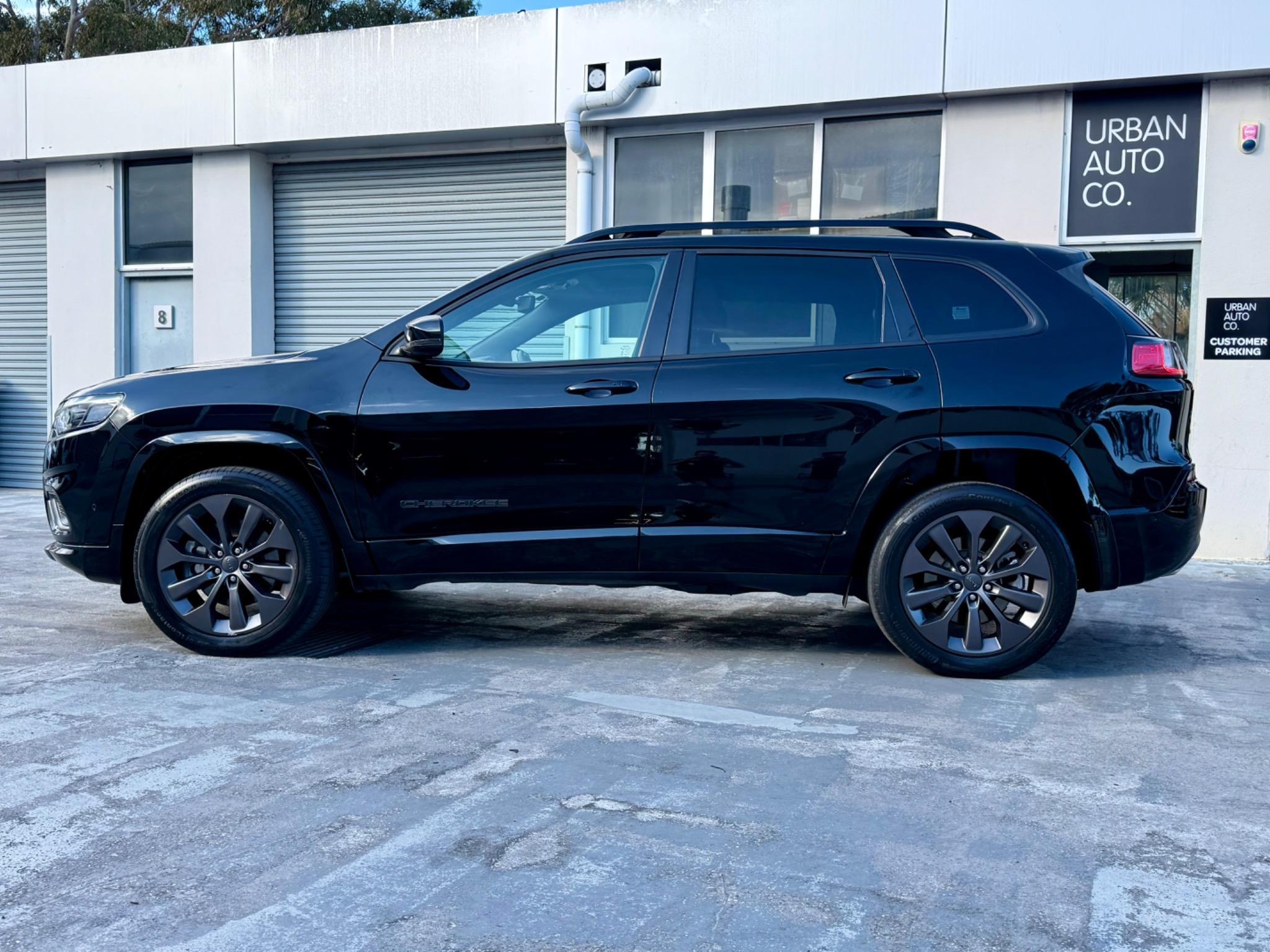 JEEP CHEROKEE