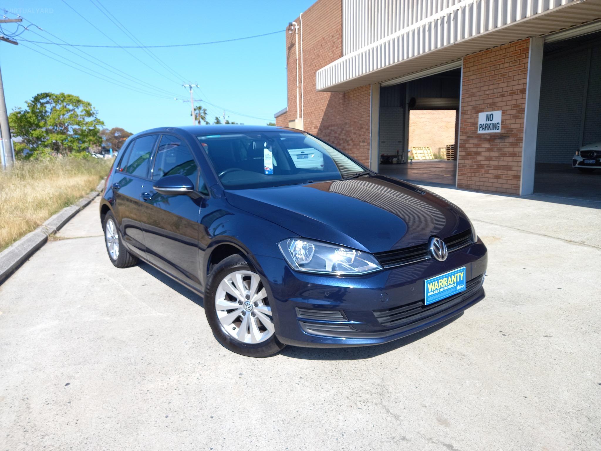 VOLKSWAGEN GOLF
