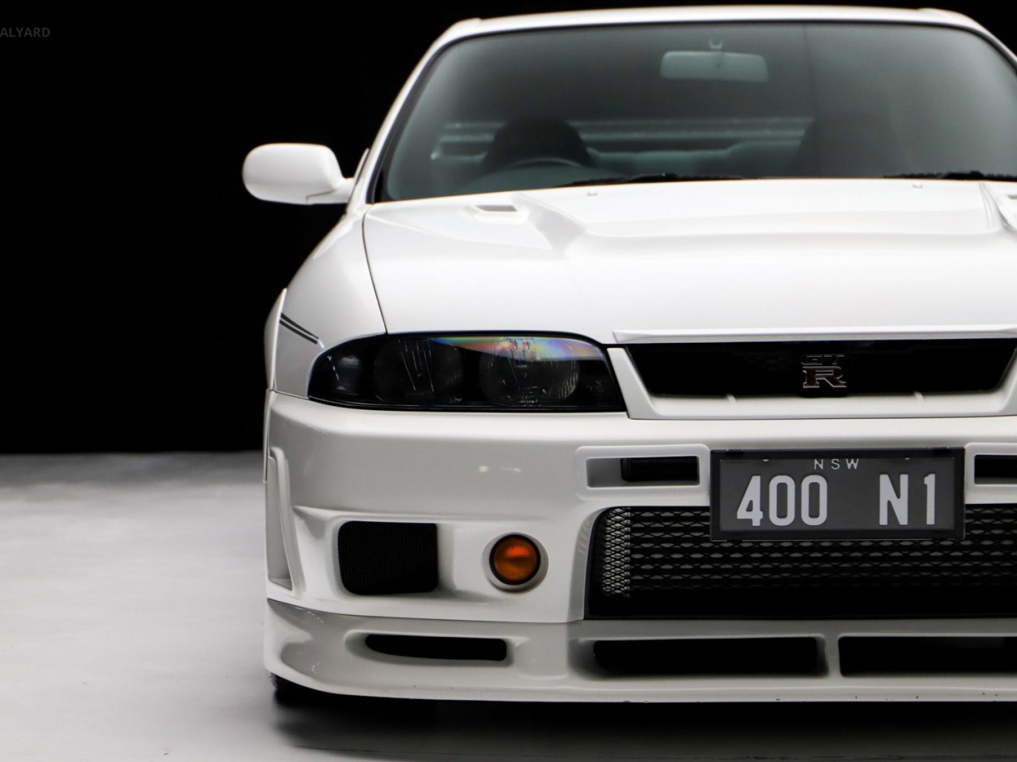 NISSAN SKYLINE