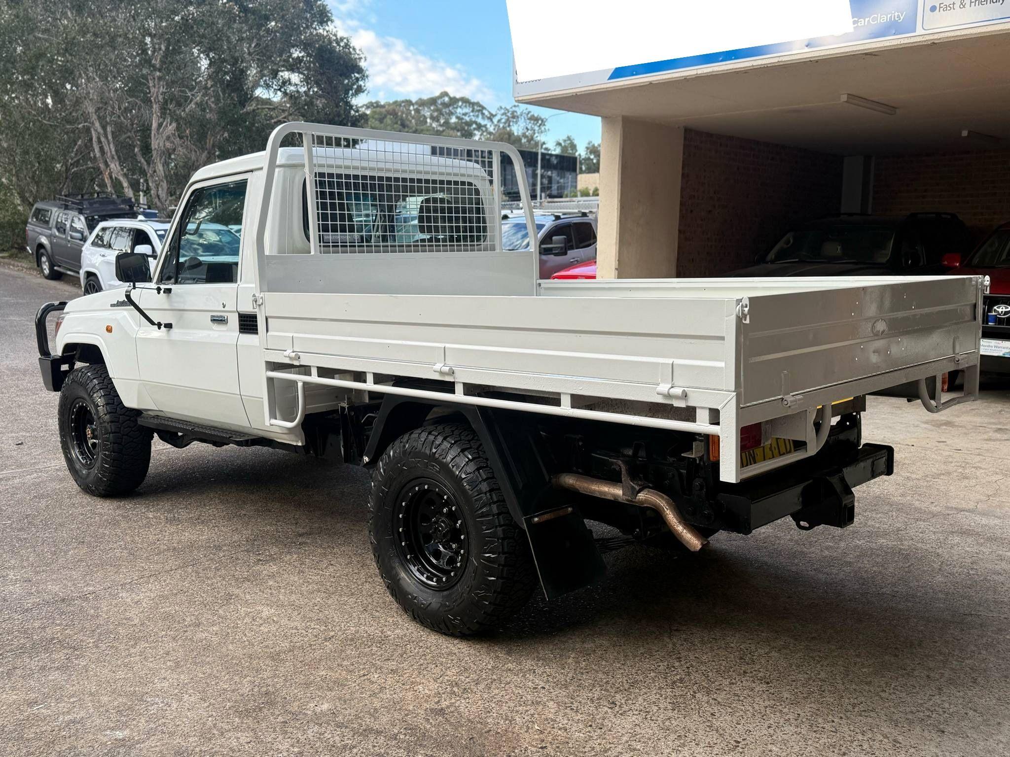 TOYOTA LANDCRUISER