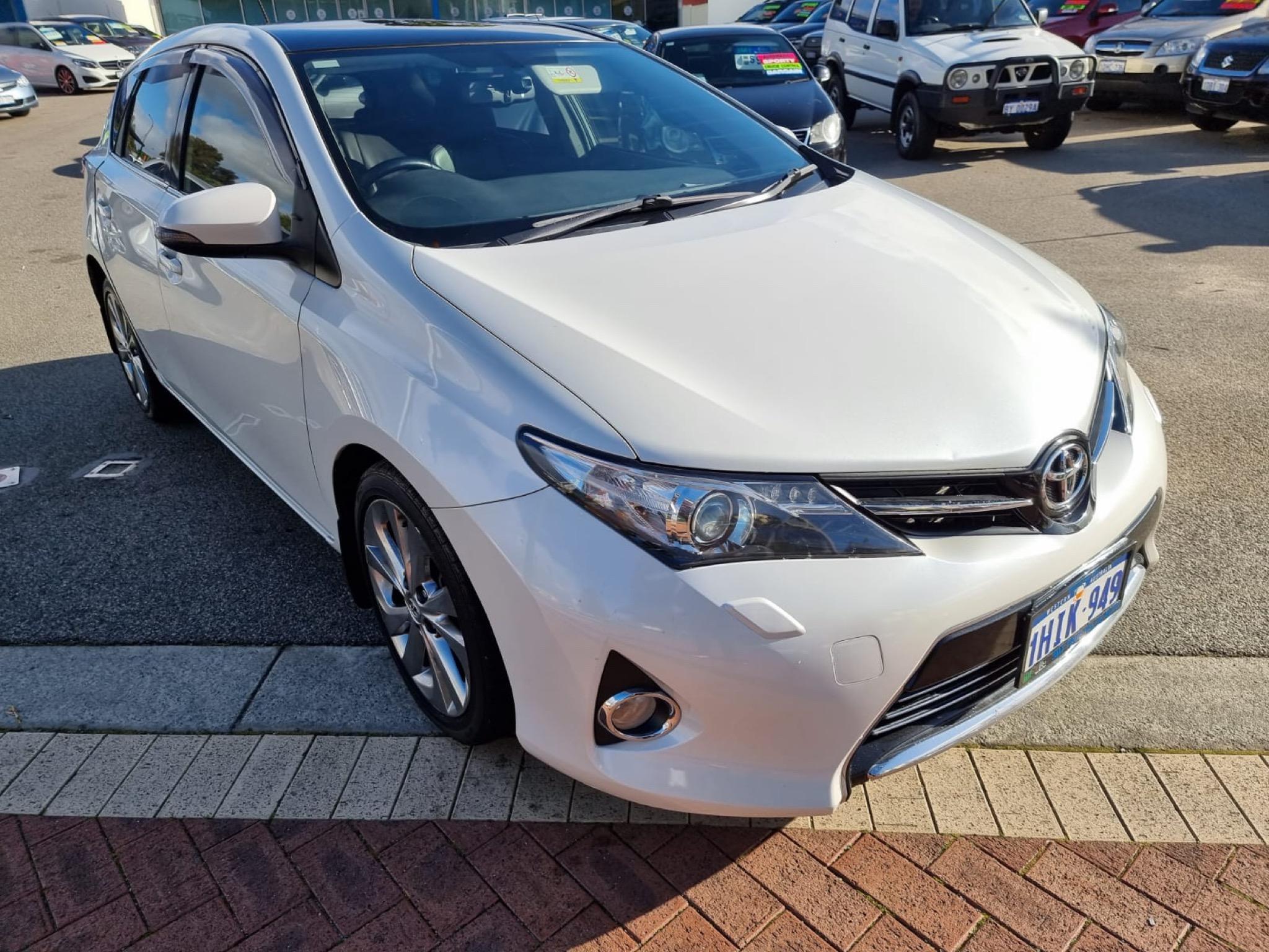 TOYOTA COROLLA LEVIN ZR AUTO