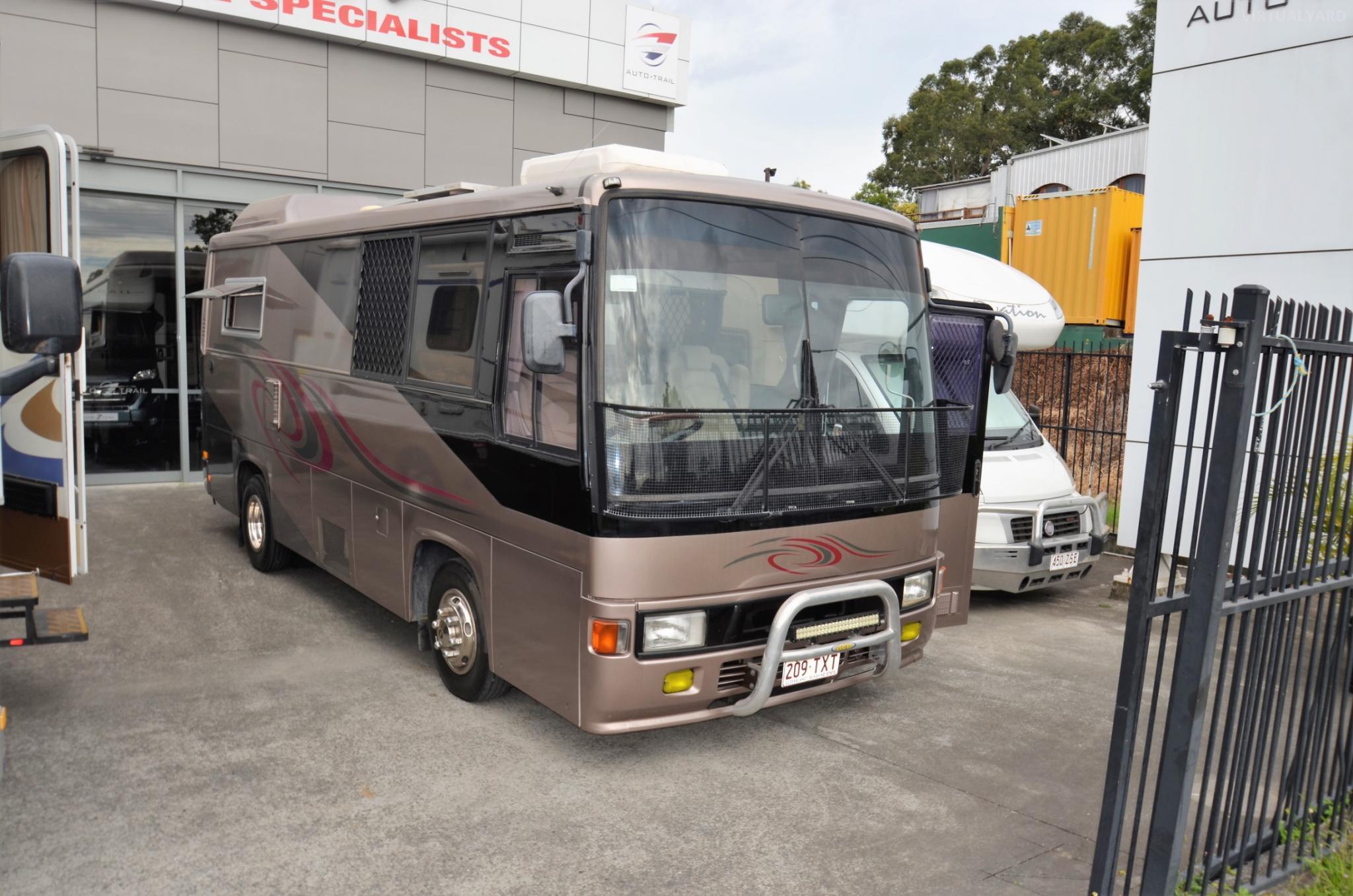 HINO MOTORHOME ISLAND BED