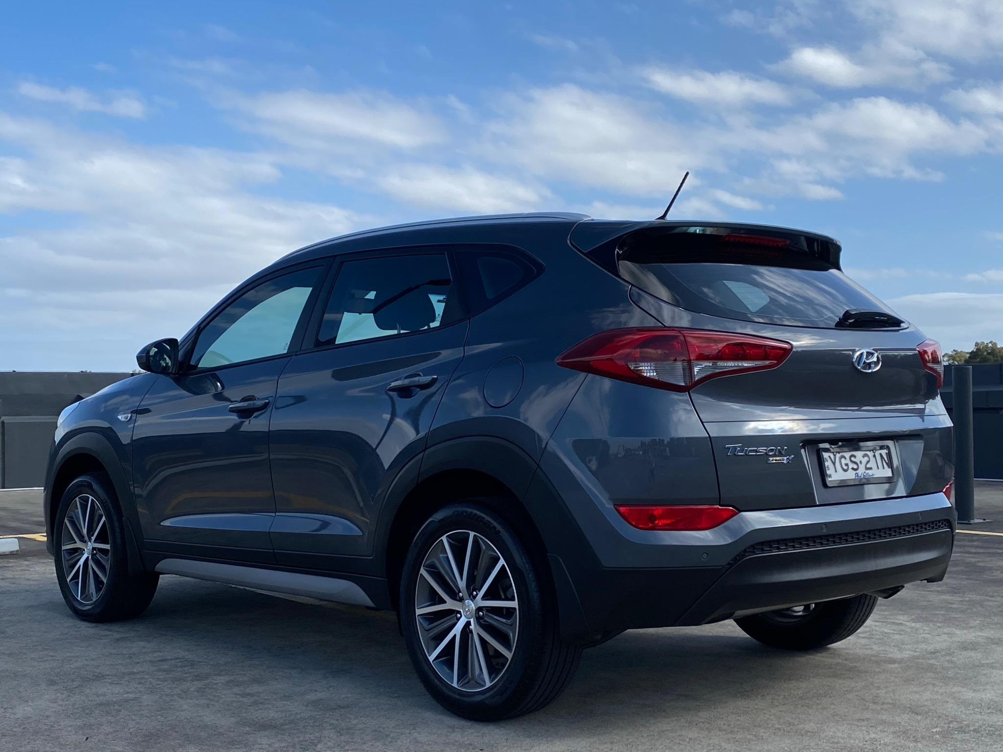 Hyundai tucson tl